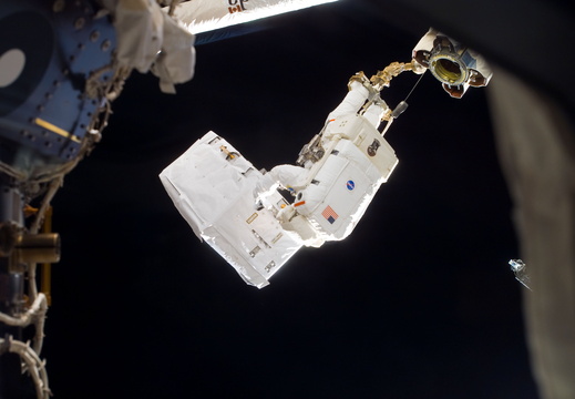 STS122-E-08148