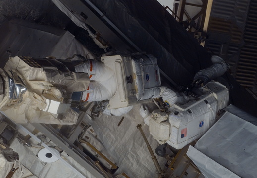 STS122-E-08181