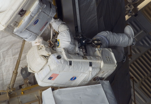 STS122-E-08184