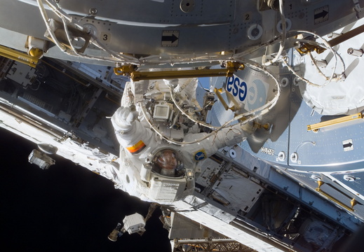 STS122-E-08209