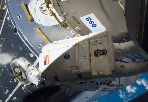 STS122-E-08228