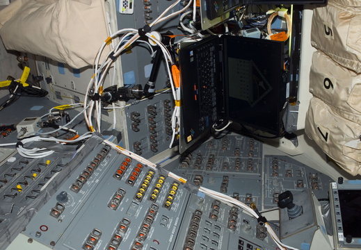 STS122-E-08517