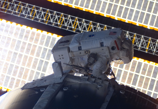 STS122-E-08782