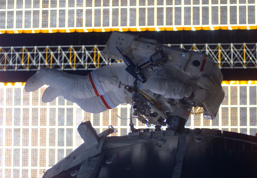 STS122-E-08786
