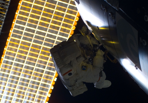 STS122-E-08792
