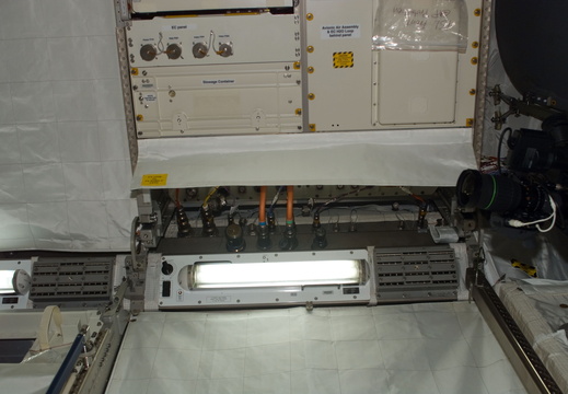 STS122-E-08875