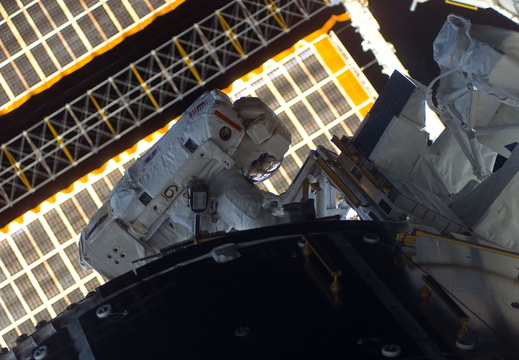 STS122-E-09010