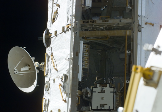 STS122-E-09381