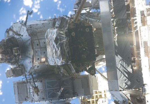 STS122-E-09988