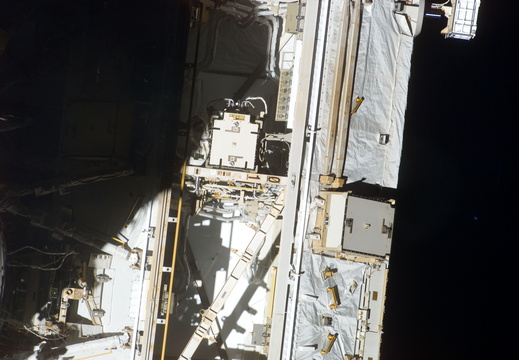 STS123-E-05754