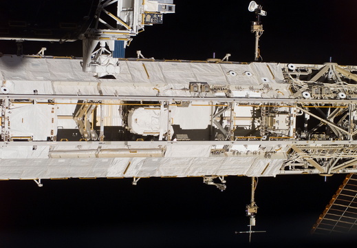 STS123-E-05797