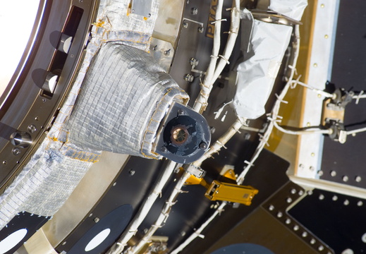 STS123-E-05922