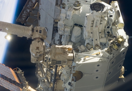 STS123-E-05944