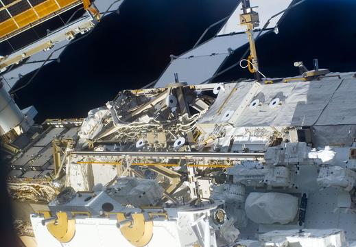 STS123-E-06064