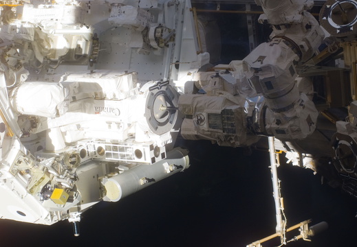 STS123-E-06921