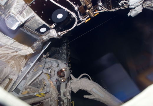 STS123-E-07836