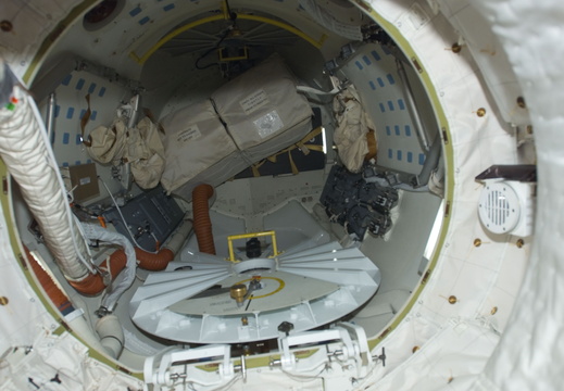 STS123-E-08200