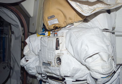 STS123-E-08316