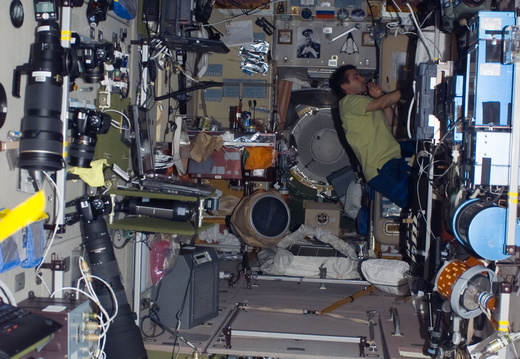 STS123-E-08365