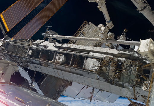 STS123-E-08470
