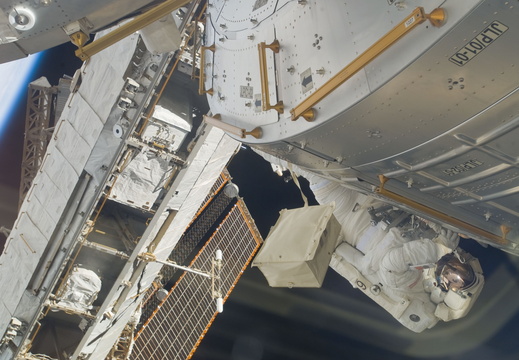 STS123-E-08587