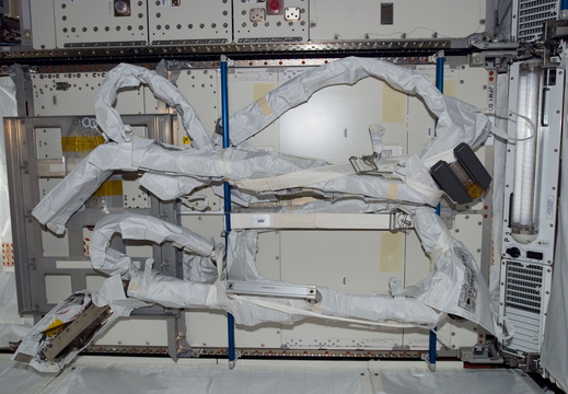 STS123-E-08656