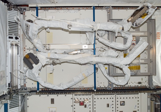 STS123-E-08954