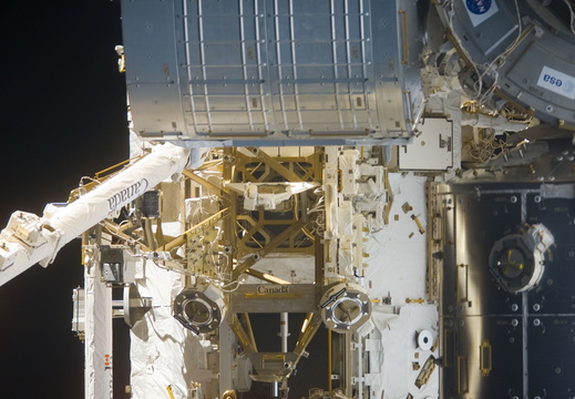 STS123-E-09491