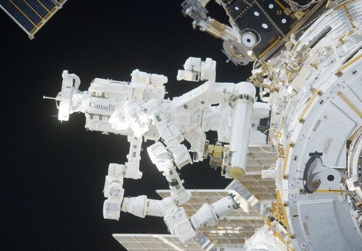 STS123-E-09734