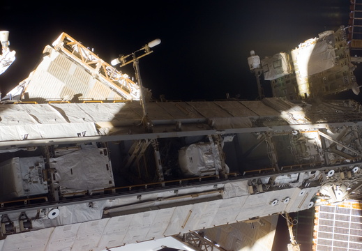STS123-E-09857