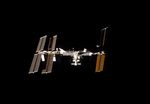 STS123-E-10072