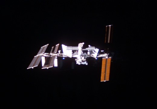 STS123-E-10078