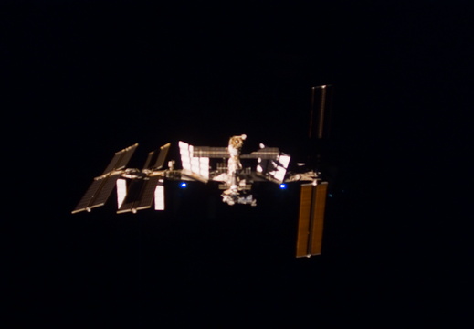 STS123-E-10079