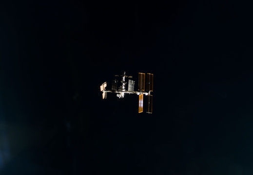 STS123-E-10098