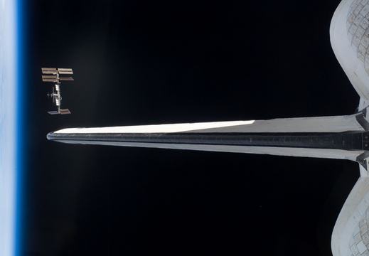 STS123-E-10169