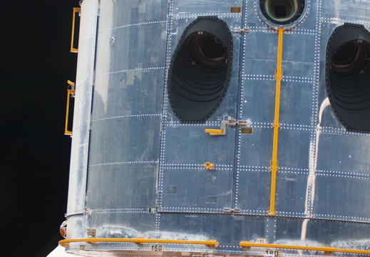 STS125-E-06584