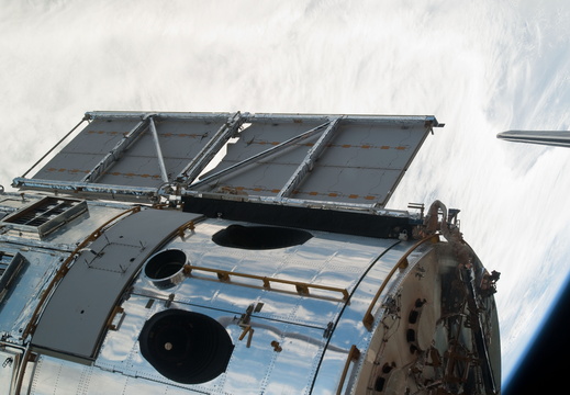 STS125-E-06679
