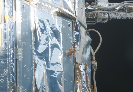 STS125-E-06766