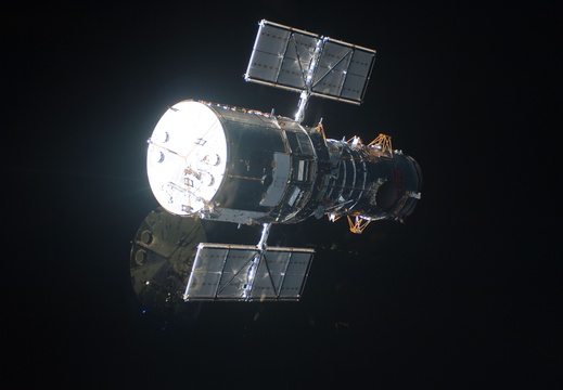 STS125-E-06924