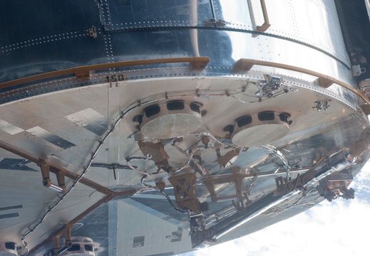 STS125-E-06968