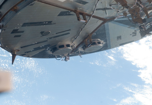 STS125-E-06971