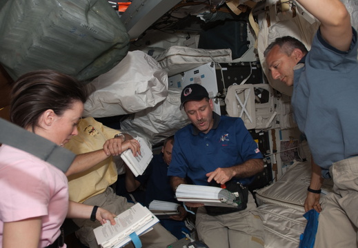 STS125-E-07277