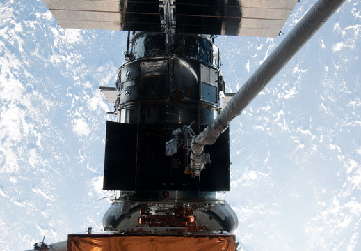 STS125-E-07988