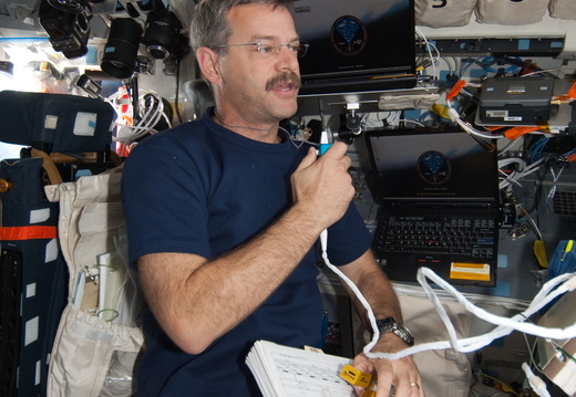 STS125-E-09354