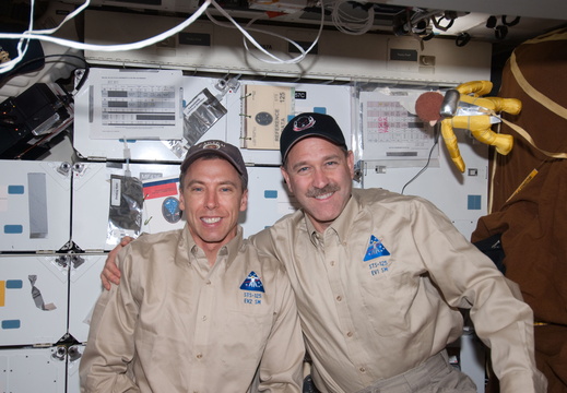 STS125-E-11423