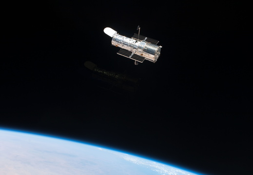 STS125-E-11846