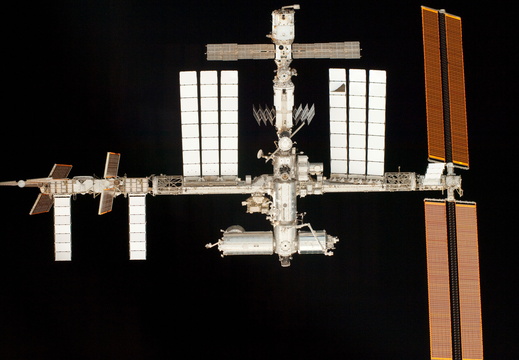 STS126-E-06925