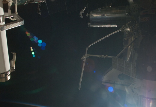 STS126-E-24916