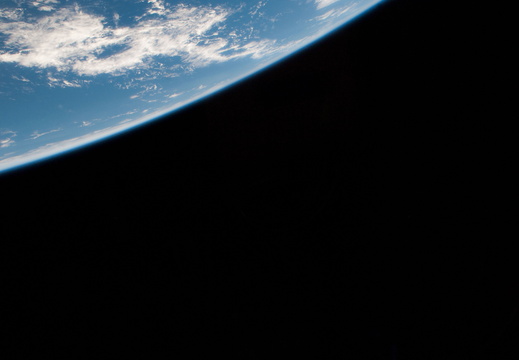 STS126-E-25614