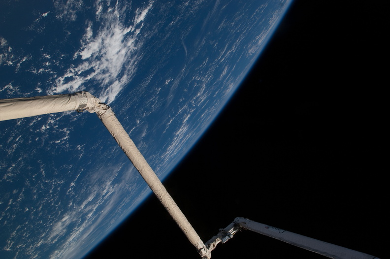 STS126-E-25942.jpg